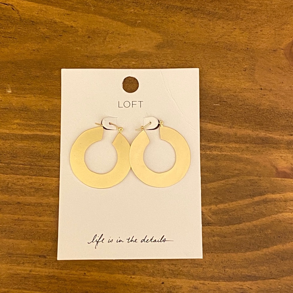 Loft flat hoop earring - Picture 2 of 7